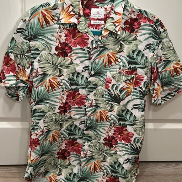 Like New: Serge Blanco short sleeve collared button down cotton large hibiscus - Picture 9 of 9